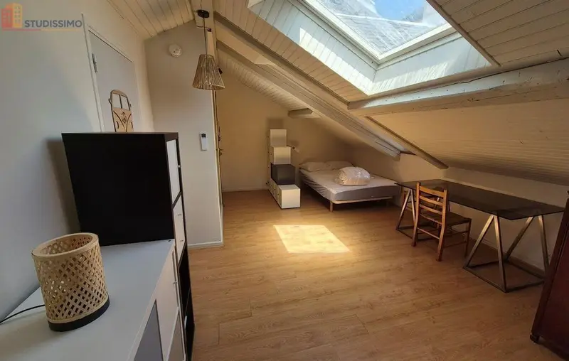Studio 23m² Clermont-Ferrand 63000 - Meublé, proche Place de Jaude - Photo 1