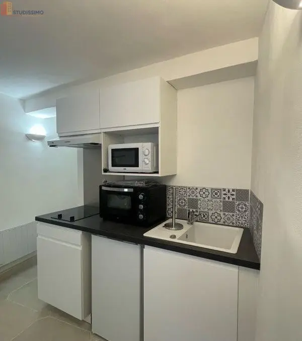Studio meublé 18m² Vidauban - Balcon, lumineux - Photo 2