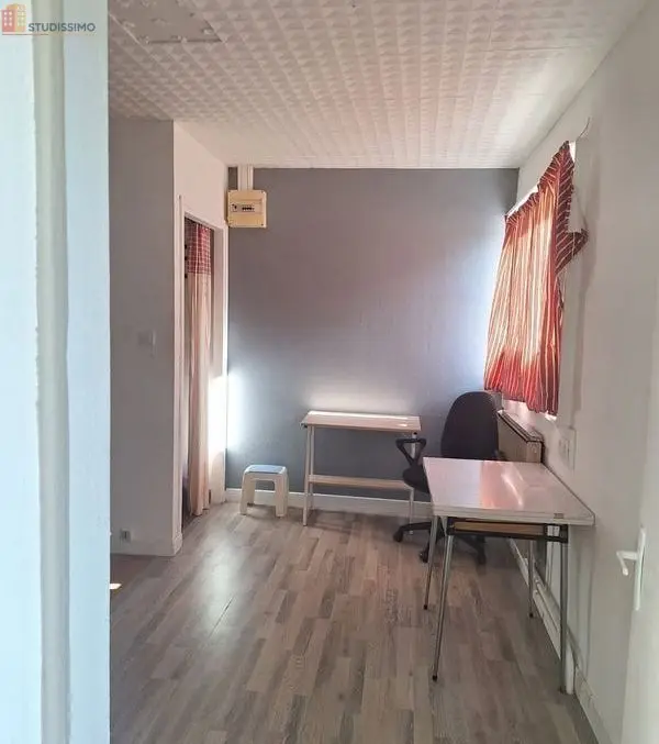 Studio 30m² Clermont-Ferrand 63000 - Dernier étage, lumineux - Photo 2