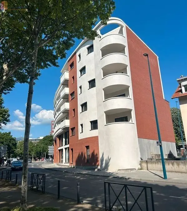 Studio 27m² Clermont-Ferrand - 4e étage, lumineux - Photo 1