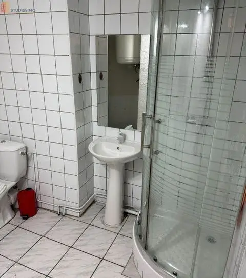 Studio 26m² Solliès-Ville - Maison de village, calme - Photo 9