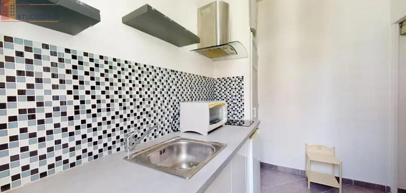 Studio meublé 21m² Toulon 83200 - Meublé, 3e étage - Photo 11