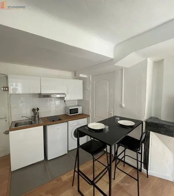 Studio meublé 19m² Toulon centre - Rénové, lumineux - Photo 2