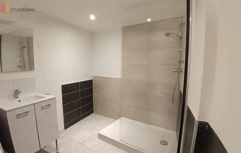 Studio 31m² Mazaugues 83136 - Photo 9