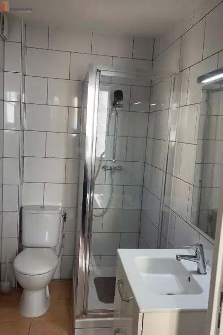 Studio meublé 30m² Figanières - Meublé, DPE C - Photo 3