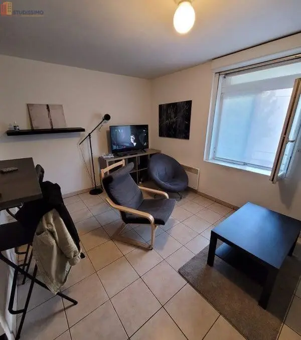 Studio meublé 21m² Toulon 83200 - Parking, lumineux - Photo 3