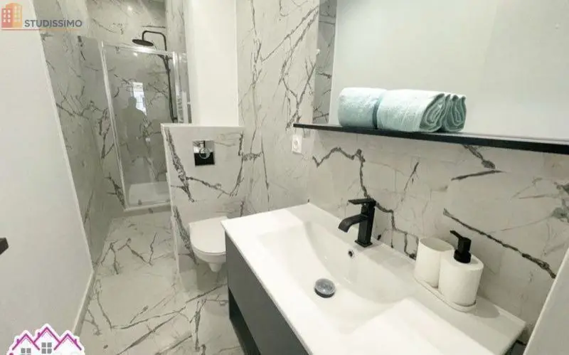 Studio 32m² Toulon 83000 - Refait à neuf, meublé - Photo 1
