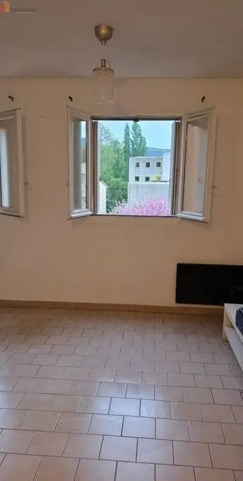 Studio 30m² Brignoles - Grand et lumineux - Photo 2