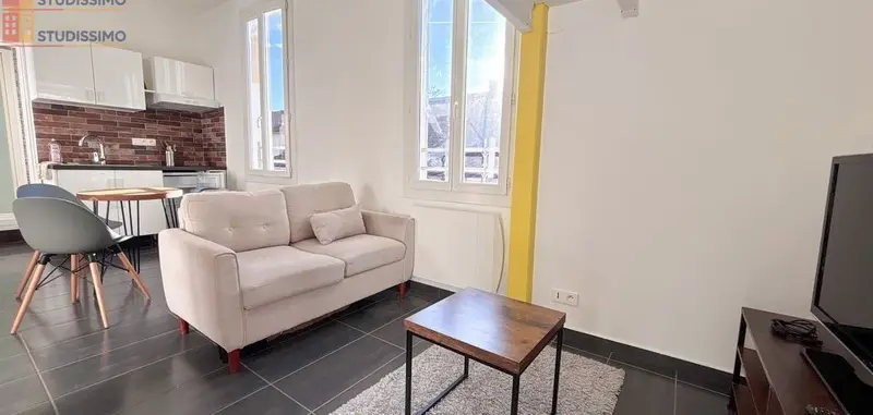 Studio meublé 24m² Toulon 83100 - Meublé, lumineux - Photo 8