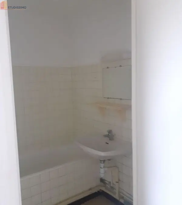 Studio 29m² La Seyne-sur-Mer - Cave, lumineux - Photo 1
