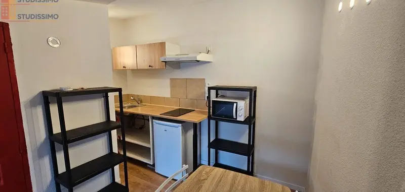Studio meublé 19m² Saint-Maximin-la-Sainte-Baume - Centre, meublé - Photo 1