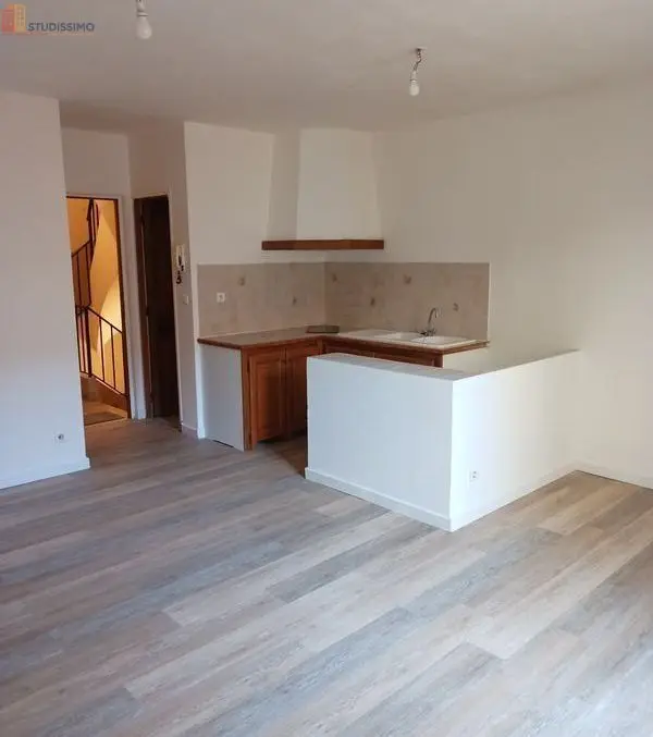 Studio 30m² Puget-Ville - Terrasse, lumineux - Photo 9