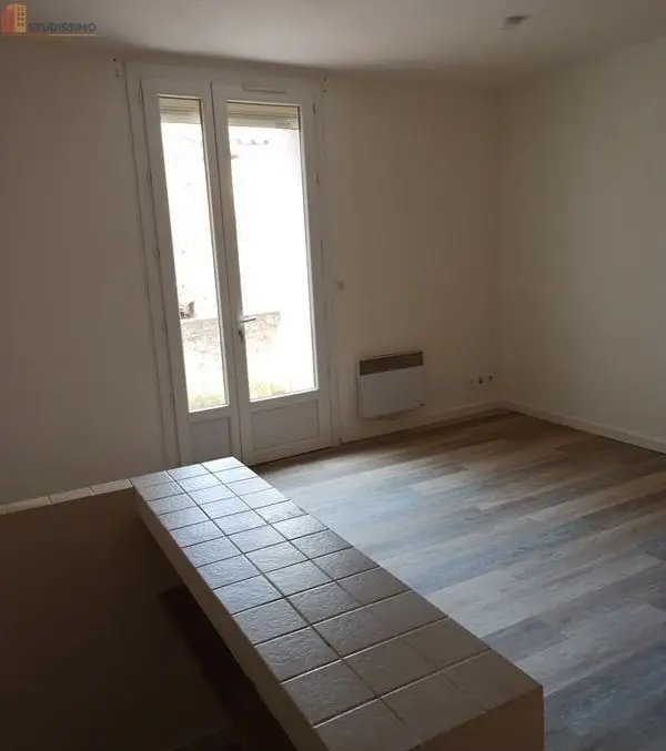 Studio 30m² Puget-Ville - Terrasse, lumineux - Photo 2