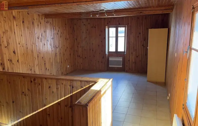 Studio 25m² Solliès-Pont - Étage élevé, lumineux - Photo 2