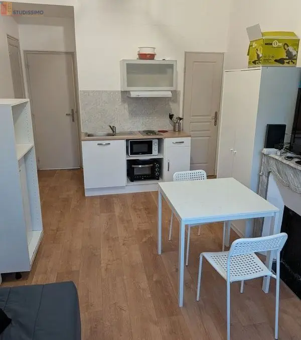 Studio meublé 22m² Toulon 83000 - Proche fac, lumineux - Photo 2