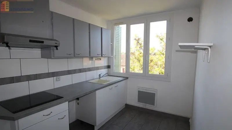Studio 25m² Cavaillon - 2e étage - Photo 1