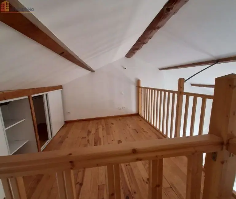 Studio 34m² Saint-Saturnin-lès-Avignon - 1er étage, DPE D - Photo 2
