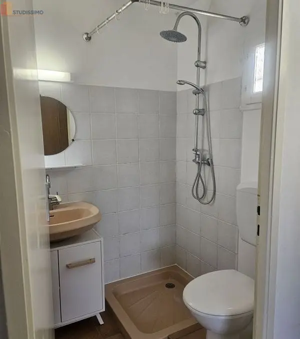 Studio meublé 19m² Camaret-sur-Aigues - Meublé, DPE C - Photo 4