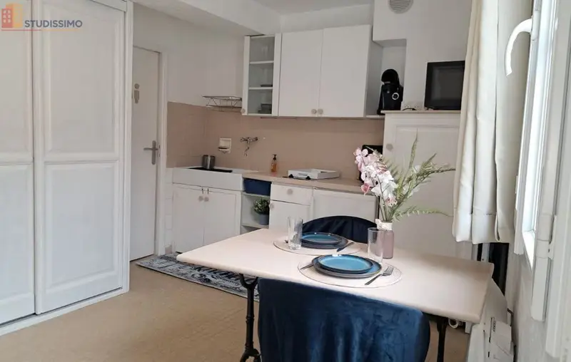 Studio meublé 17m² Avignon 84000 - Centre-ville, étage élevé - Photo 2