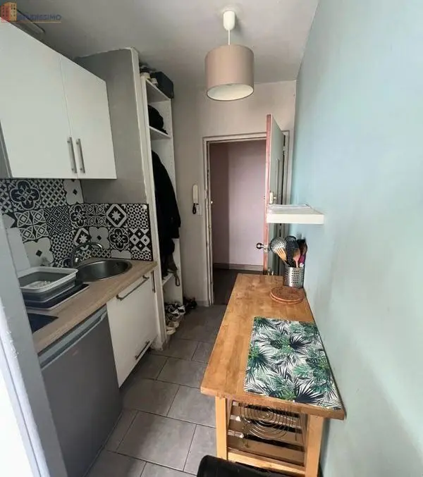 Studio meublé 19m² Avignon 84000 - Balcon, lumineux - Photo 1