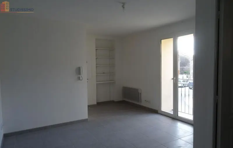 Studio 2m² Camaret-sur-Aigues - C, étage 1/2 - Photo 4