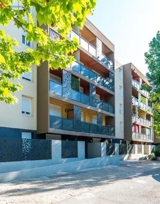 Studio 48m² Carpentras 84200 - Photo 2