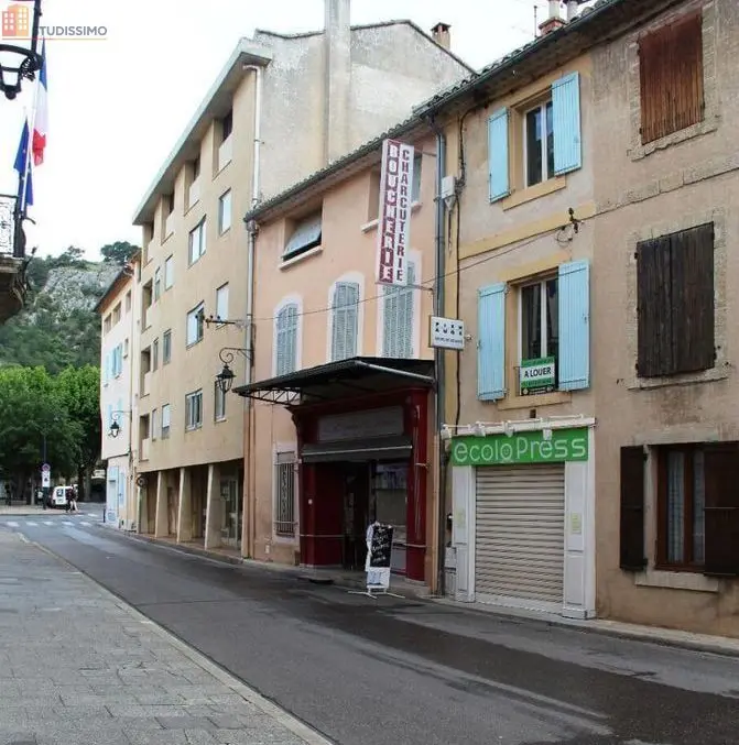 Studio 30m² Cavaillon - Dernier étage, lumineux - Photo 3
