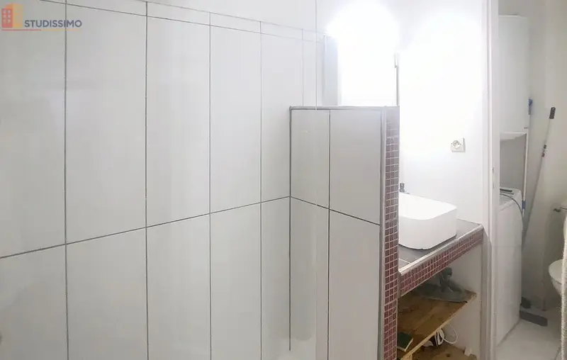 Studio 30m² Avignon centre - Meublé, dernier étage - Photo 1