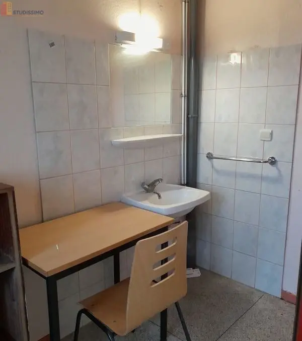 Studio 9m² Cavaillon - Meublé, 1er étage - Photo 3