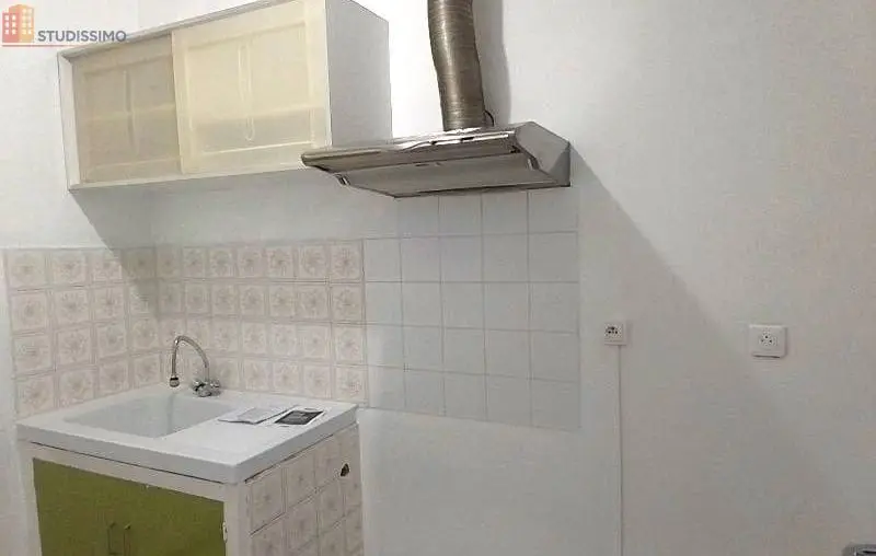 Studio 25m² L'Isle-sur-la-Sorgue - - Photo 3