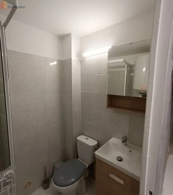 Studio meublé 19m² Pertuis - Rénové, centre-ville - Photo 3