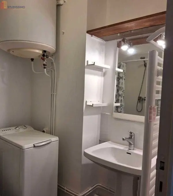 Studio meublé 21m² Avignon centre - Intramuros, calme - Photo 1