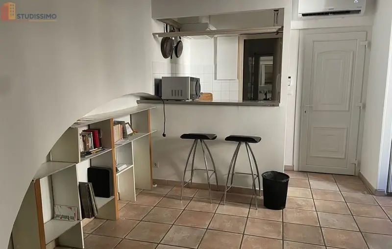 Studio meublé 30m² Avignon centre - Calme, rénové - Photo 2