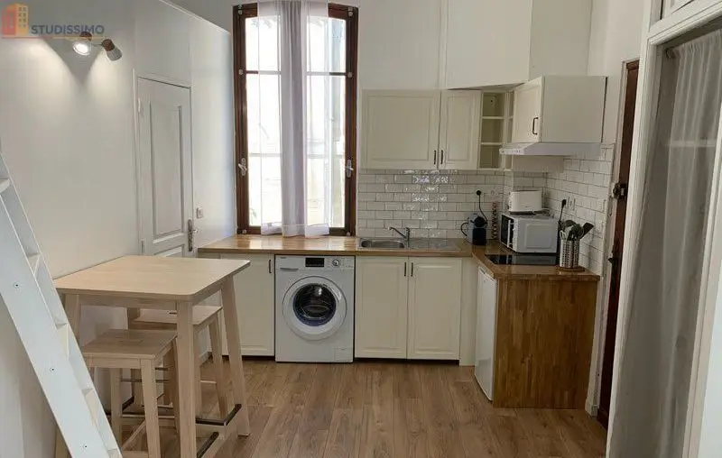 Studio meublé 22m² Avignon centre - Intra-muros, lumineux - Photo 4