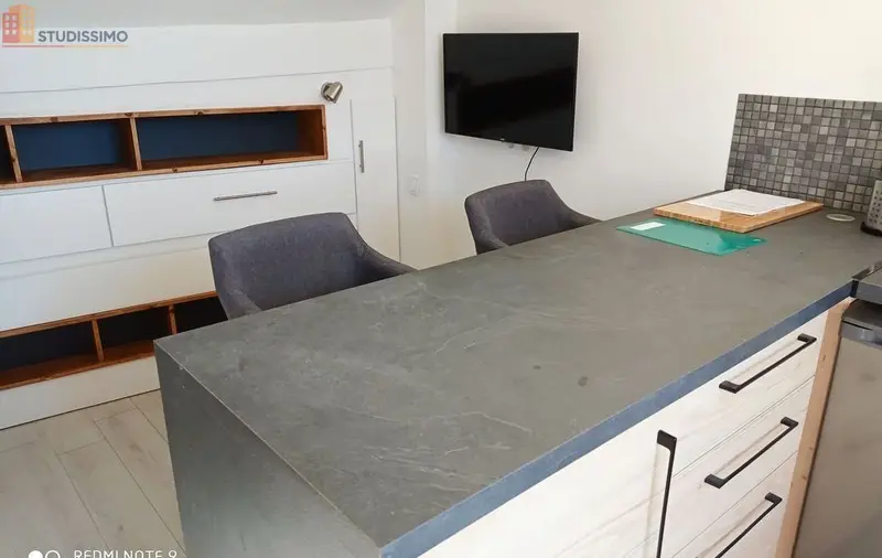Studio 12m² Avignon centre - Très calme, 4e étage - Photo 8