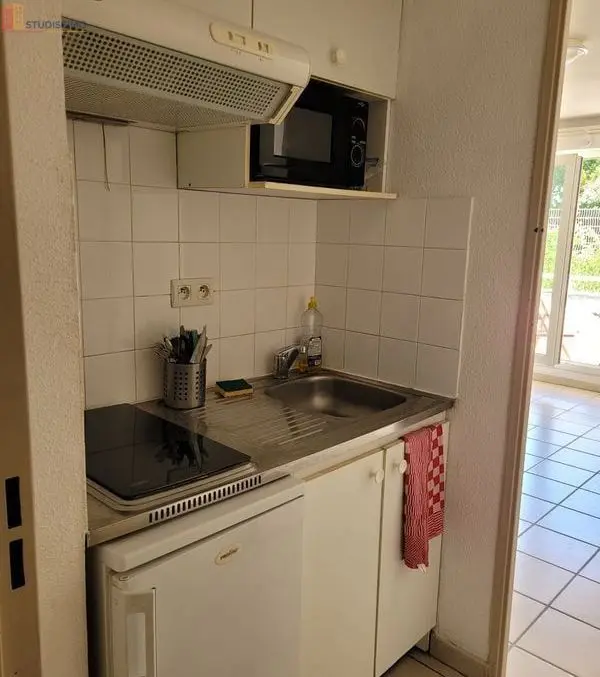 Studio 21m² Avignon 84000 - Meublé, terrasse - Photo 2