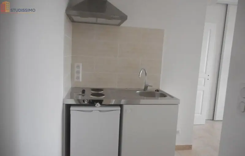 Studio meublé 24m² Avignon centre - Meublé, lumineux - Photo 2