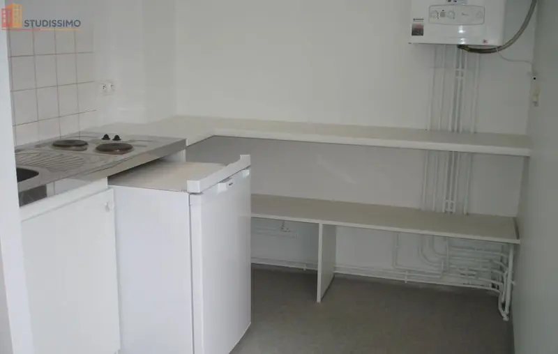 Studio 30m² La Roche-sur-Yon - 2e étage, lumineux - Photo 2