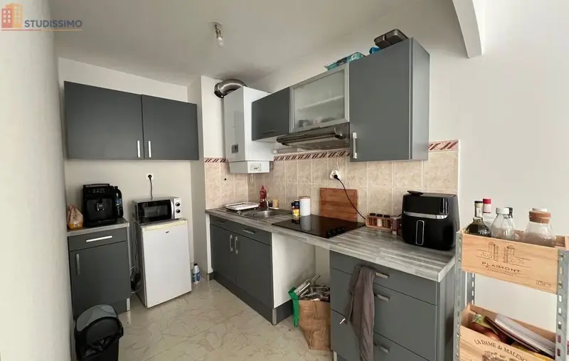 Studio 46m² La Roche-sur-Yon - Étage 2, DPE C - Photo 3