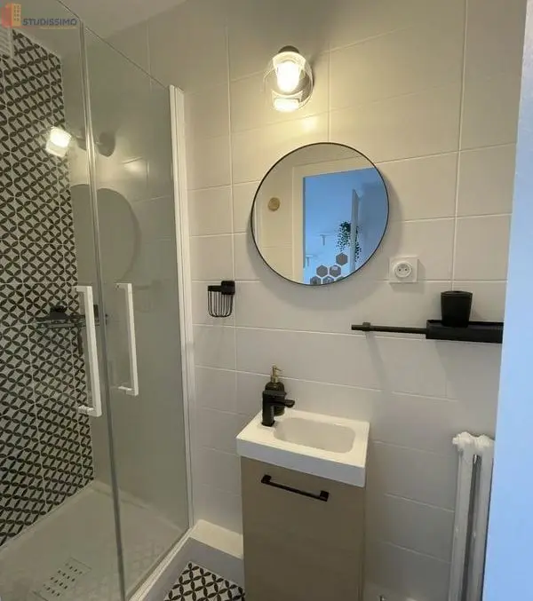 Studio meublé 13m² La Roche-sur-Yon - Centre, lumineux - Photo 1