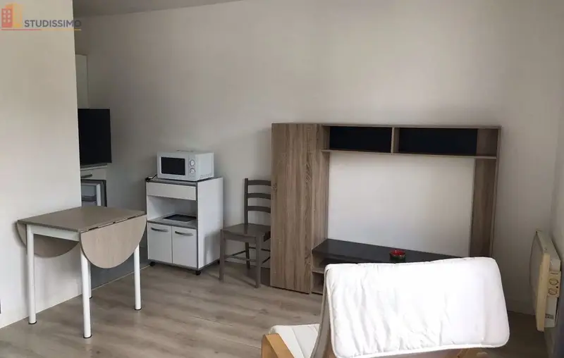 Studio meublé 25m² La Roche-sur-Yon - Étage 1, DPE C - Photo 4