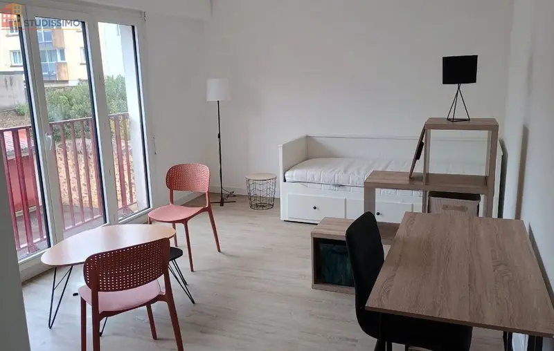 Studio meublé 30m² La Roche-sur-Yon - Meublé, proche centre - Photo 8
