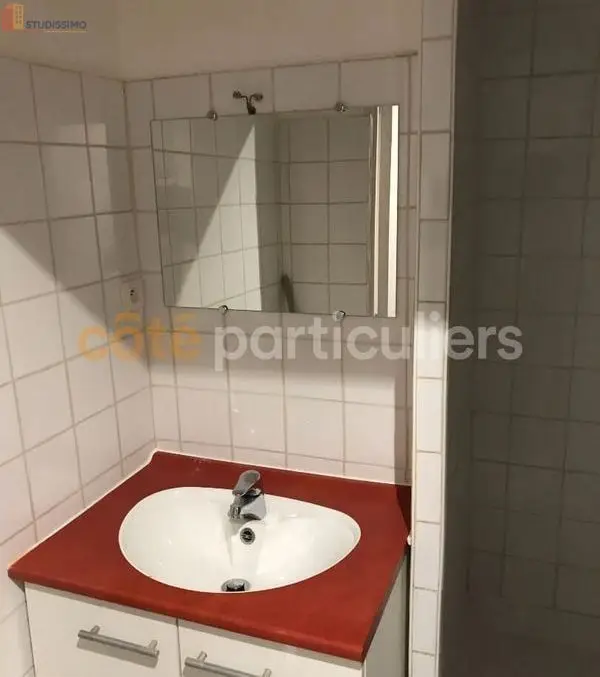 Studio 23m² Mortagne-sur-Sèvre - - Photo 2