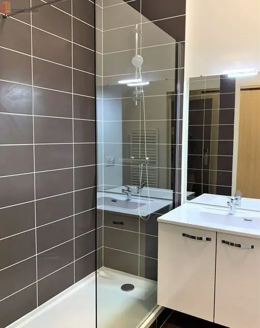 Studio meublé 19m² La Roche-sur-Yon - Meublé, charges comprises - Photo 3
