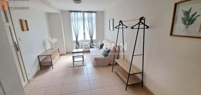 Studio meublé 23m² Fontenay-le-Comte - Meublé, DPE D - Photo 25