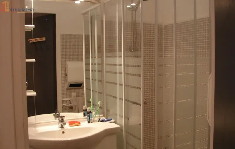 Studio meublé 10m² Luçon 85400 - Meublé, DPE D - Photo 2