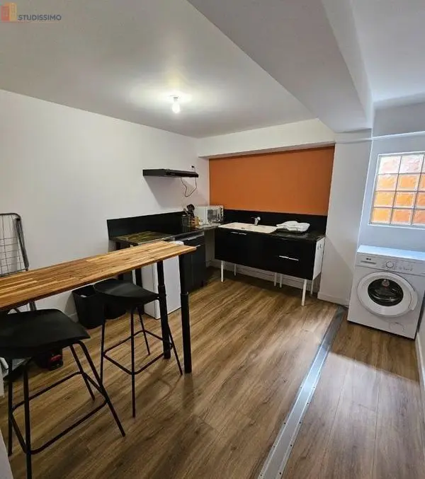 Studio meublé 45m² La Roche-sur-Yon - Lumineux, meublé - Photo 2
