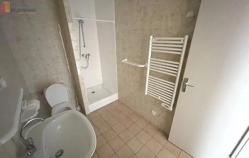 Studio 26m² La Roche-sur-Yon - DPE D - Photo 2