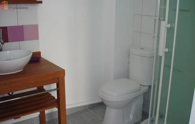 Studio 26m² La Roche-sur-Yon - 1er étage, lumineux - Photo 5