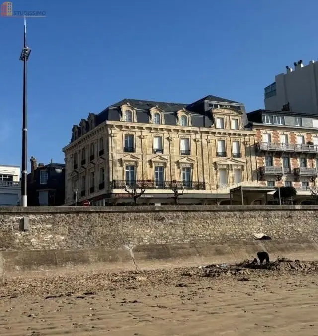 Studio meublé 10m² Les Sables-d'Olonne - Meublé, DPE D - Photo 4